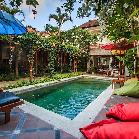 Bening Hut And Spa 세미냑 외부 사진